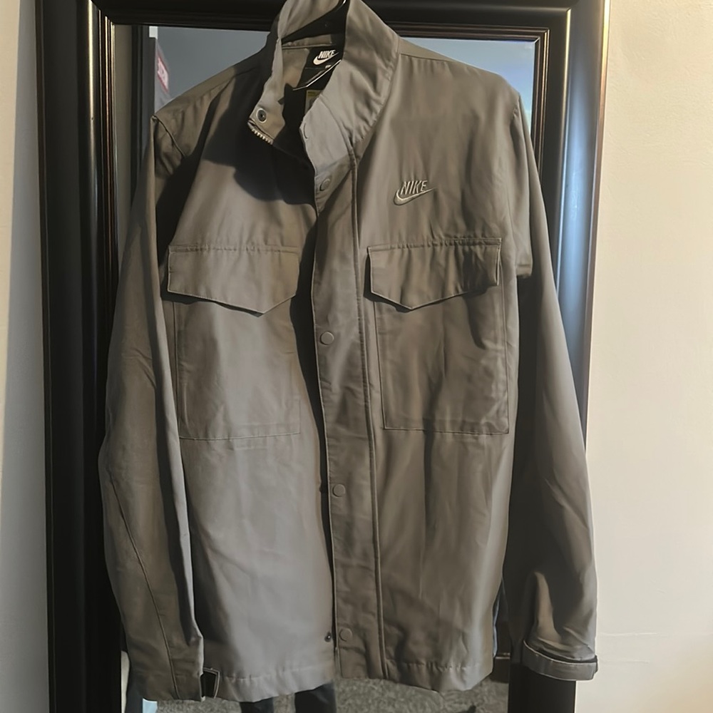 Lightweight Nike jacket new with tags